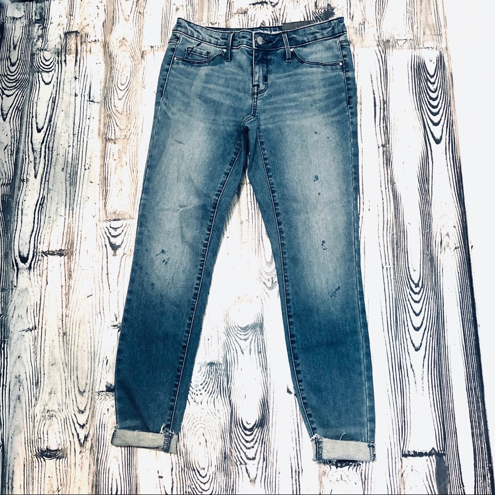 Mossimo Raw Hem Distressed Ladies Jeggings size 2